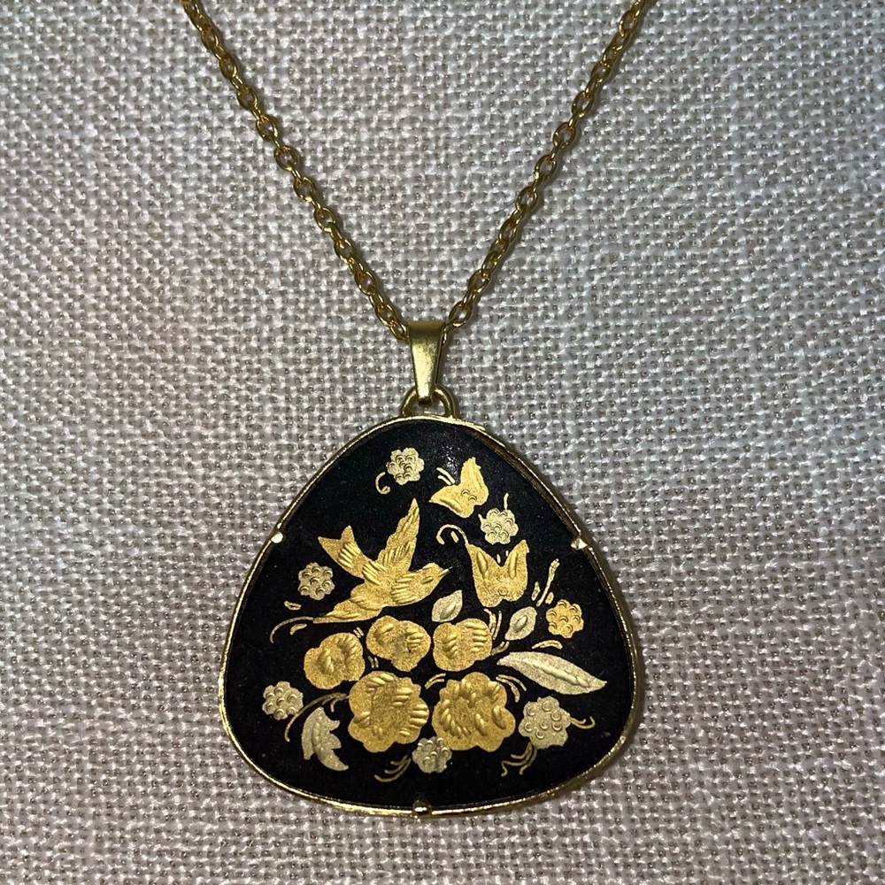 Damascene Spanish Black & Gold-Tone Engraved Inlay Flower Bird Vintage Necklace